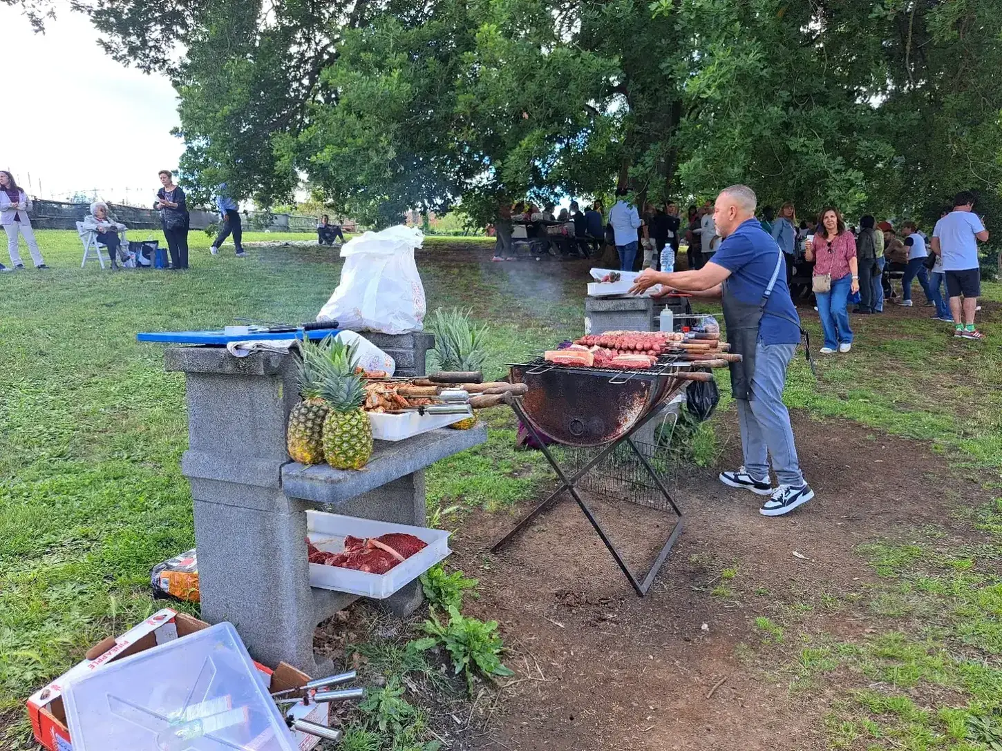 Momento conviviale con barbecue agli Orti di Veio